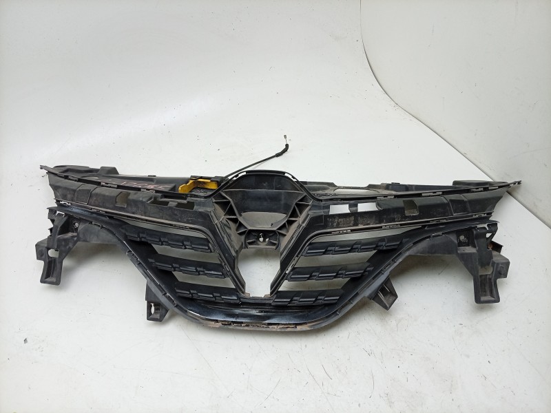 Recambio de rejilla delantera para renault clio v (b7_) 1.0 lpg (b7mt) referencia OEM IAM  622567196R 