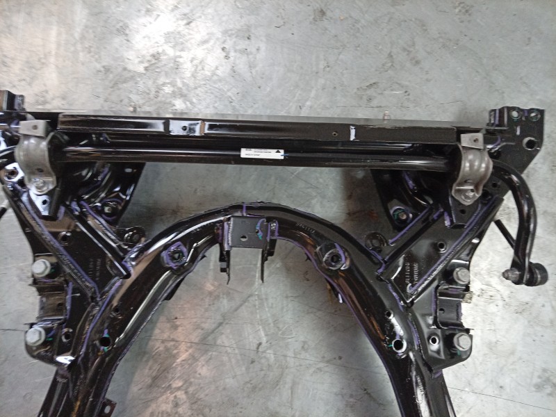 Recambio de puente delantero para tesla model 3 ev referencia OEM IAM  104453100B 