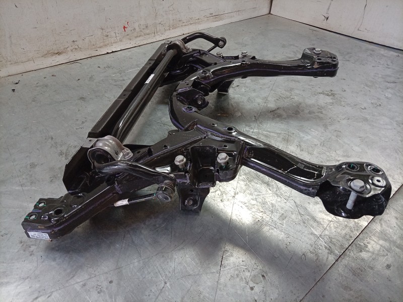 Recambio de puente delantero para tesla model 3 ev referencia OEM IAM  104453100B 