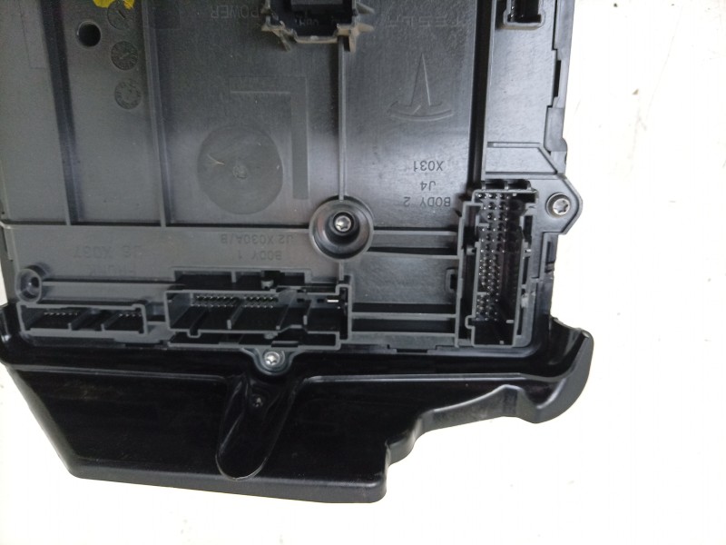 Recambio de modulo electronico para tesla model 3 ev referencia OEM IAM  183463210D 
