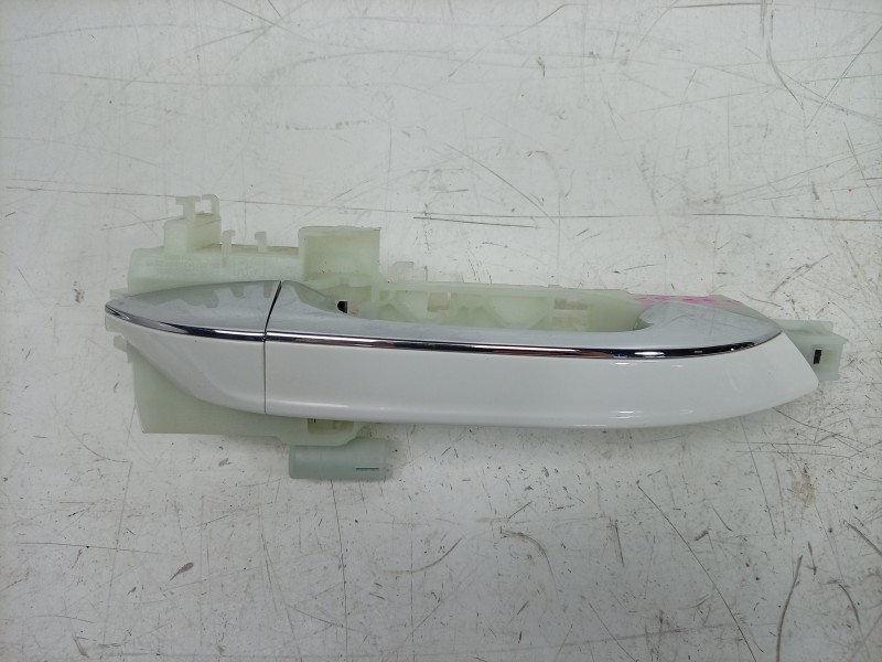 Recambio de maneta exterior delantera derecha para kg mobility rexton referencia OEM IAM  7245036021WAA 