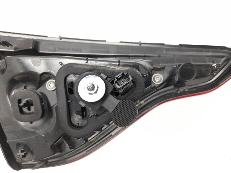 Recambio de piloto trasero derecho interior para renault clio v (b7_) 1.0 lpg (b7mt) referencia OEM IAM  265504450R 