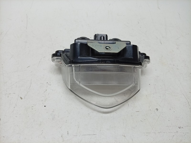 Recambio de piloto trasero central para suzuki gsx-s gsx-s 950 (wek2) referencia OEM IAM  3571004K0 