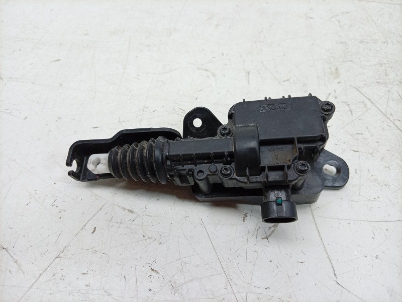 Recambio de cerradura capo para tesla model 3 ev referencia OEM IAM  164307100A 