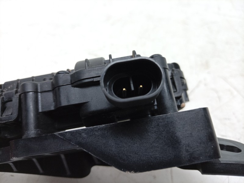 Recambio de cerradura capo para tesla model 3 ev referencia OEM IAM  164307100A 