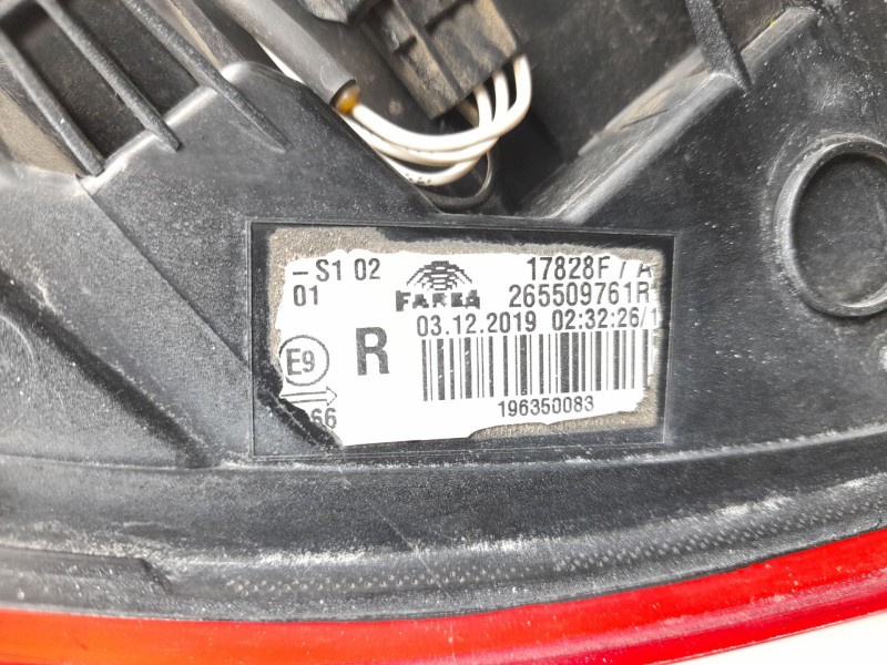Recambio de piloto trasero derecho para renault clio v (b7_) 1.0 lpg (b7mt) referencia OEM IAM  265509761R 103F18140770/16018522