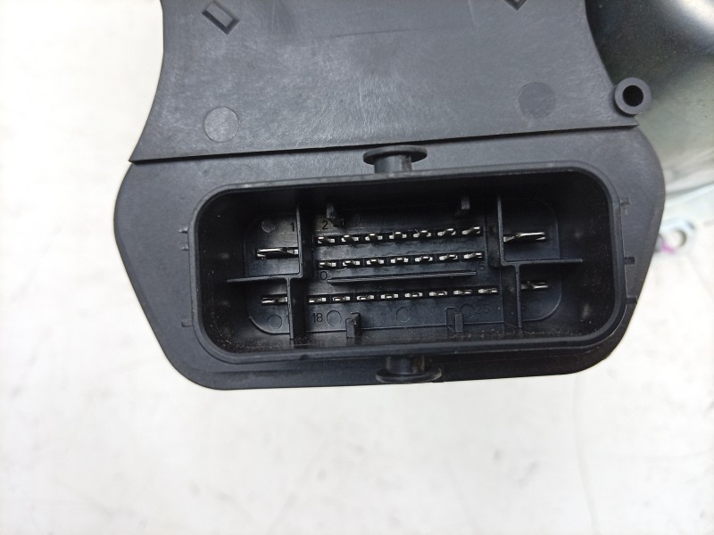 Recambio de servofreno para tesla model 3 ev referencia OEM IAM 0204859765 134467150A 