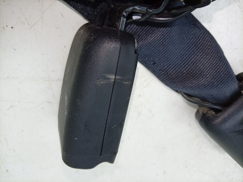Recambio de enganche cinturon central para tesla model 3 ev referencia OEM IAM   