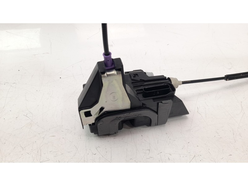 Recambio de cerradura puerta delantera derecha para land rover range rover evoque referencia OEM IAM K8D2203A28JF  