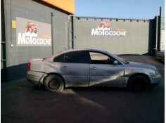 VOLKSWAGEN PASSAT BERLINA (3B2)