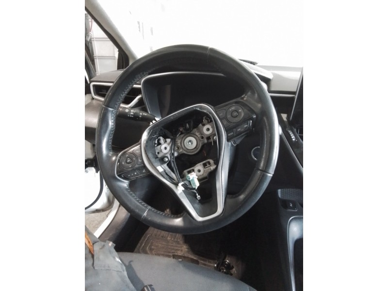 Recambio de volante para toyota corolla sedán (_e21_) 1.8 vvti hybrid (zwe211, mzea12) referencia OEM IAM  4510202820C0 