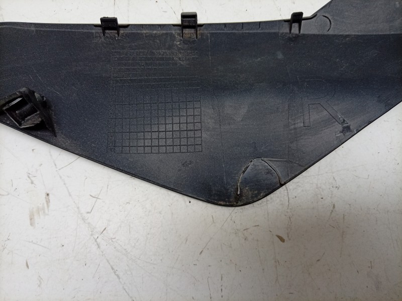 Recambio de moldura para honda cb 1000 sp referencia OEM IAM  77241MLLD000 