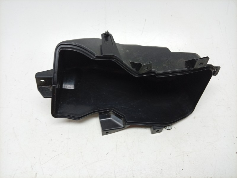 Recambio de guantera para honda pcx pcx 125 (jk05) referencia OEM IAM  81132K1ZJ100 