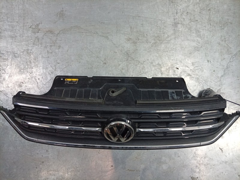 Recambio de rejilla delantera para volkswagen t-cross (c11, d31) 1.0 tsi referencia OEM IAM  2GM853651D 