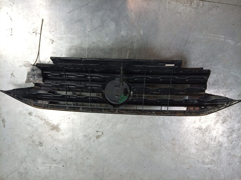 Recambio de rejilla delantera para volkswagen t-cross (c11, d31) 1.0 tsi referencia OEM IAM  2GM853651D 