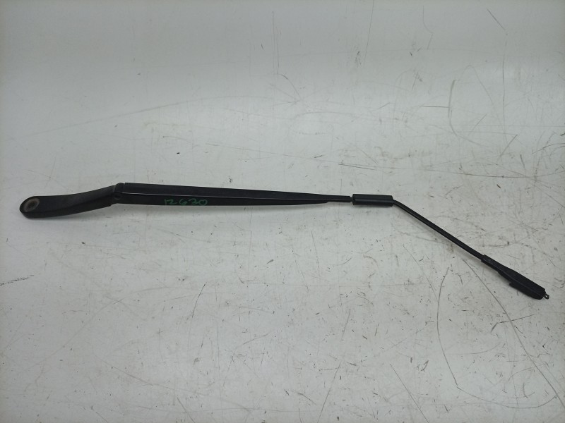 Recambio de brazo limpia delantero derecho para ford transit courier b460 furgoneta/monovolumen 1.5 tdci referencia OEM IAM  ET7