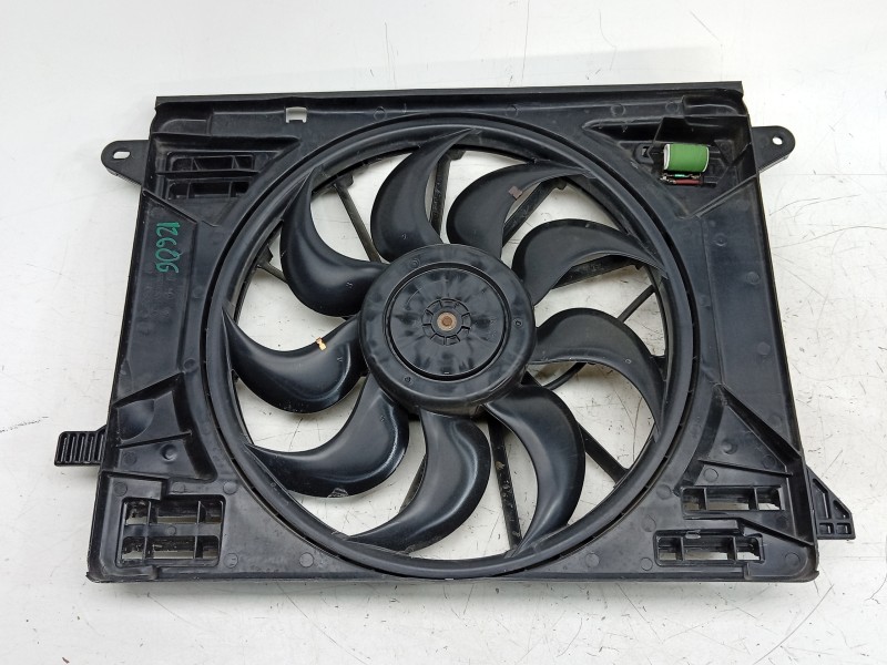 Recambio de electroventilador para kg mobility tivoli referencia OEM IAM  2132035100 