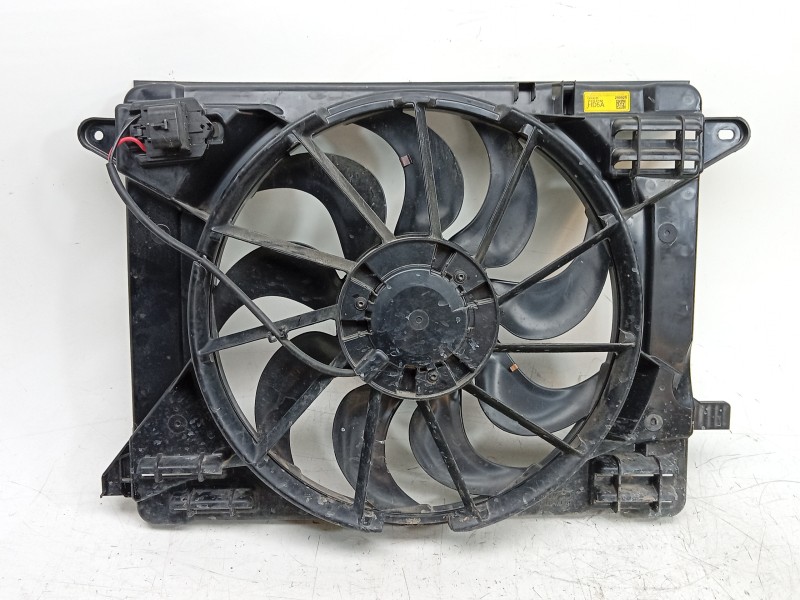 Recambio de electroventilador para kg mobility tivoli referencia OEM IAM  2132035100 