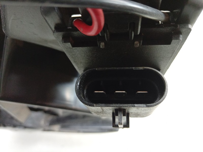 Recambio de electroventilador para kg mobility tivoli referencia OEM IAM 2102037051 2132035100 