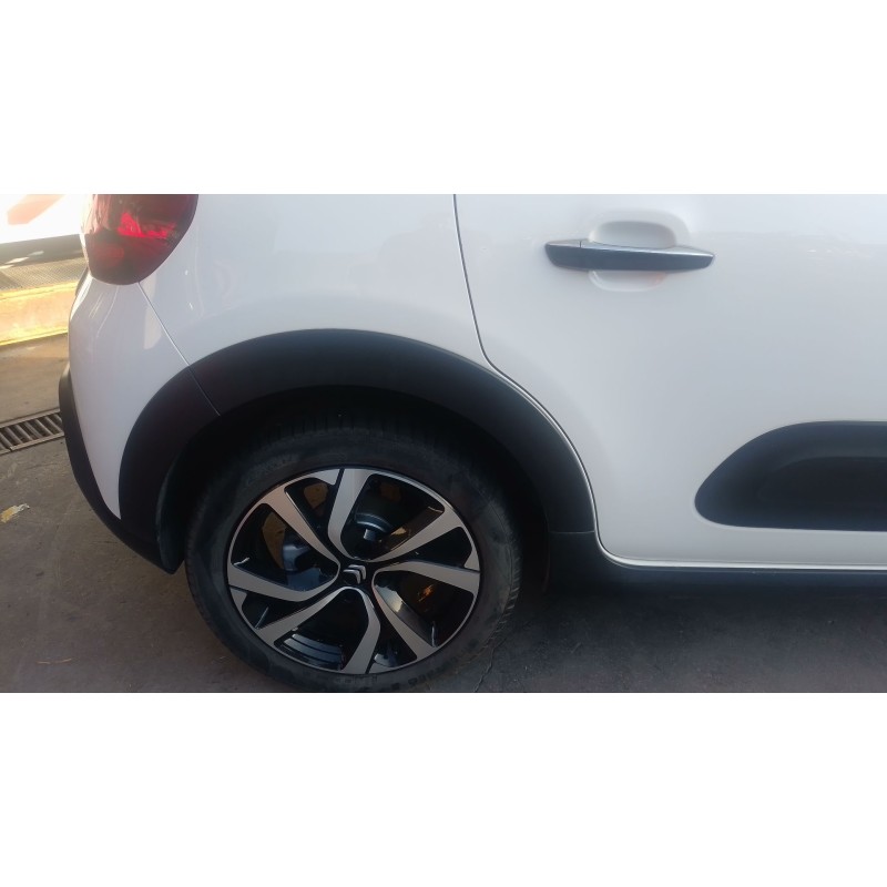 Recambio de aletin trasero derecho para citroën c3 iii (sx) 1.5 bluehdi 100 (sxyhyp, sxyhtu) referencia OEM IAM   