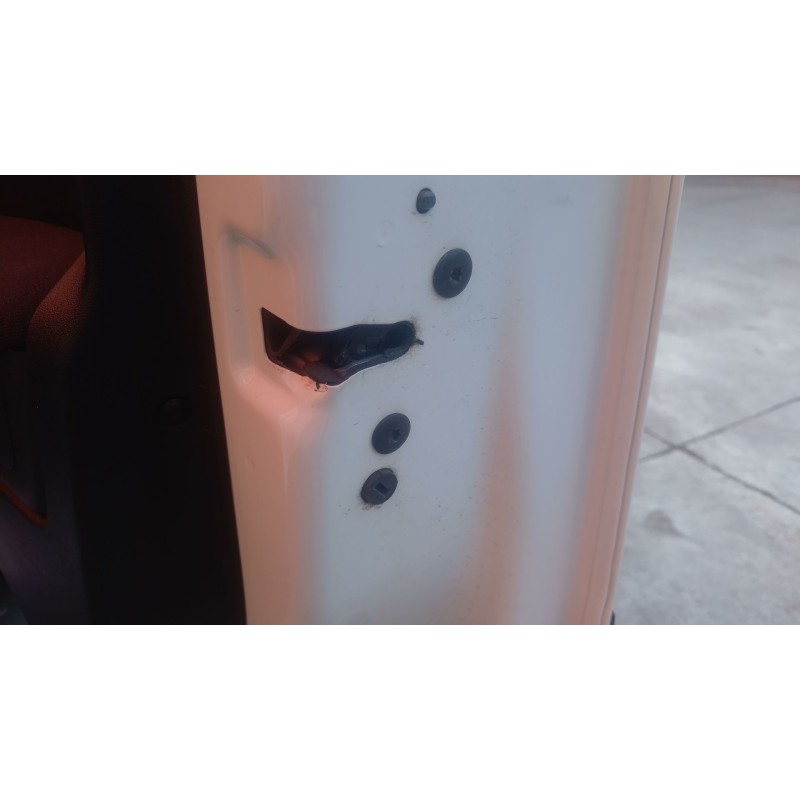 Recambio de cerradura puerta delantera derecha para citroën c3 iii (sx) 1.5 bluehdi 100 (sxyhyp, sxyhtu) referencia OEM IAM   