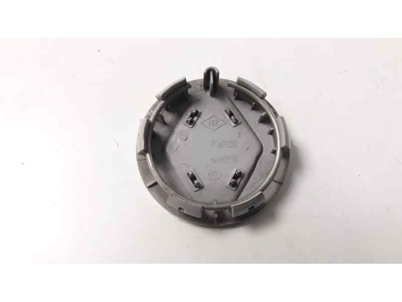 Recambio de tapacubos para renault clio iv 0.9 referencia OEM IAM 8200426594  