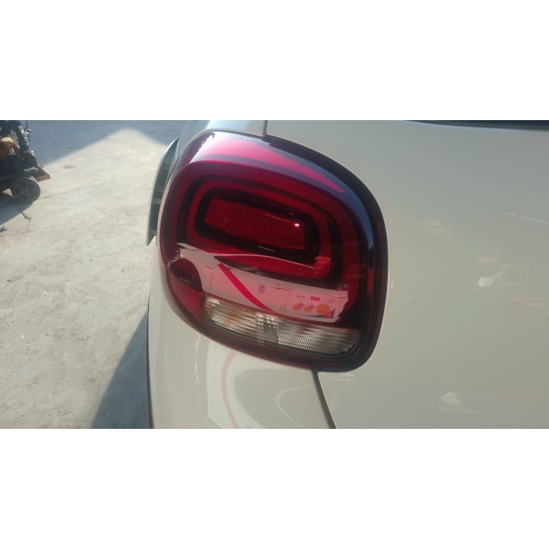 Recambio de piloto trasero izquierdo para citroën c3 iii (sx) 1.5 bluehdi 100 (sxyhyp, sxyhtu) referencia OEM IAM   