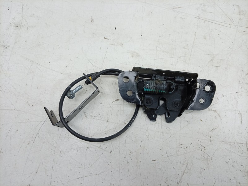 Recambio de cerradura capo para kg mobility tivoli referencia OEM IAM  7111037001 