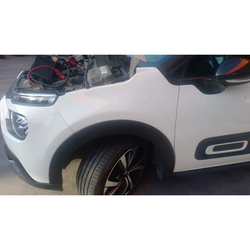 Recambio de aleta delantera izquierda para citroën c3 iii (sx) 1.5 bluehdi 100 (sxyhyp, sxyhtu) referencia OEM IAM   
