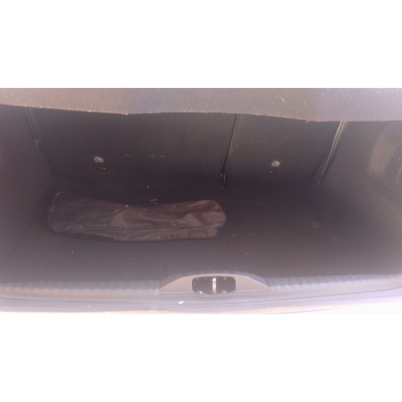 Recambio de alfombra maletero para citroën c3 iii (sx) 1.5 bluehdi 100 (sxyhyp, sxyhtu) referencia OEM IAM   