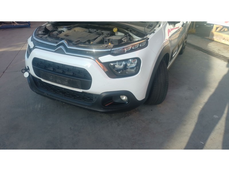 Recambio de paragolpes delantero para citroën c3 iii (sx) 1.5 bluehdi 100 (sxyhyp, sxyhtu) referencia OEM IAM   