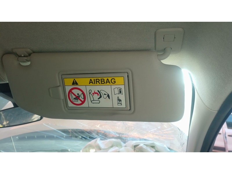 Recambio de parasol derecho para citroën c3 iii (sx) 1.5 bluehdi 100 (sxyhyp, sxyhtu) referencia OEM IAM   