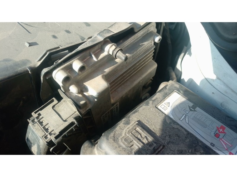 Recambio de centralita motor uce para citroën c3 iii (sx) 1.5 bluehdi 100 (sxyhyp, sxyhtu) referencia OEM IAM   