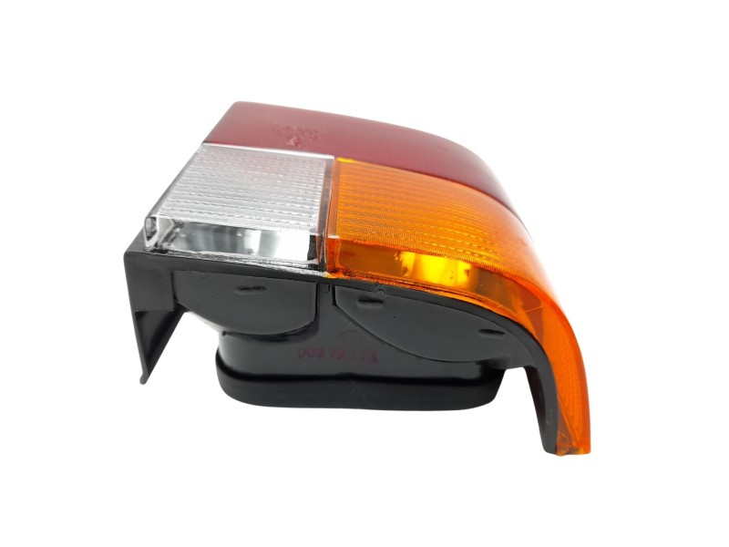 Recambio de piloto trasero derecho para volkswagen t4 transporter/furgoneta (mod. 1991) referencia OEM IAM  70194509601C 103F231
