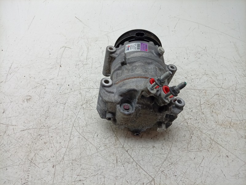 Recambio de compresor aire acondicionado para ssangyong xlv suv e-xgi 160 referencia OEM IAM 1731303211 1731313111 