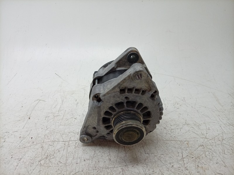 Recambio de alternador para ssangyong xlv suv e-xgi 160 referencia OEM IAM  1731540102 ALF240124DP