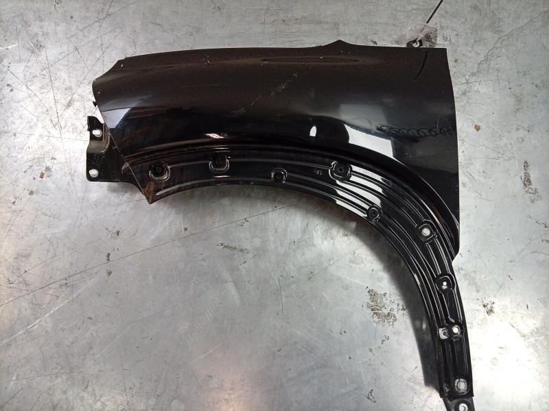Recambio de aleta delantera izquierda para citroën c3 aircross ii van (2c_, 2r_) puretech 82 referencia OEM IAM  39010141 