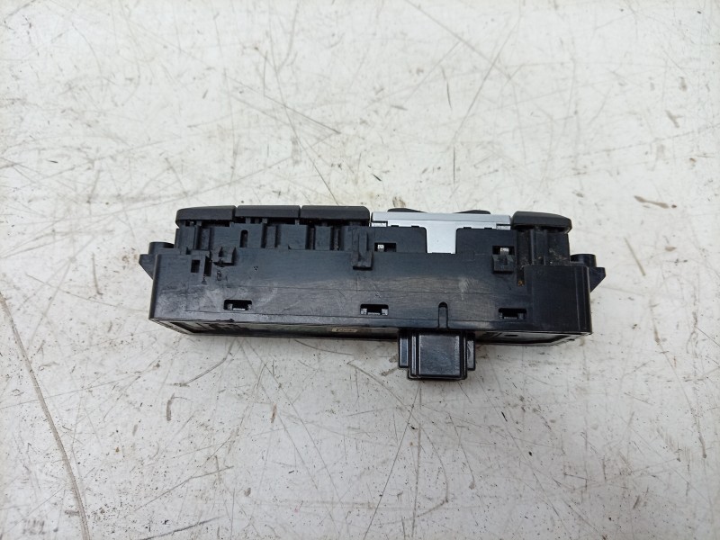 Recambio de mando multifuncion para bmw x1 (f48) sdrive 18 d referencia OEM IAM  61319374833 