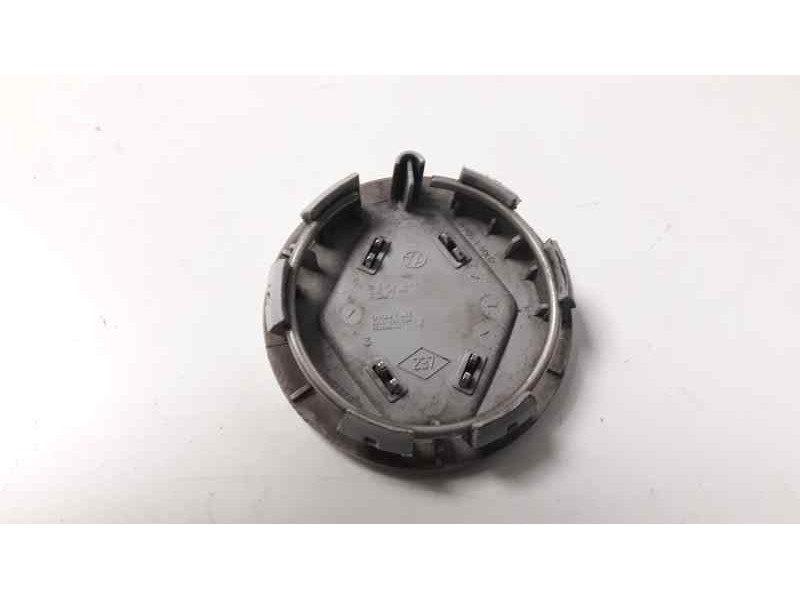 Recambio de tapacubos para renault clio iv 0.9 referencia OEM IAM 8200426594  