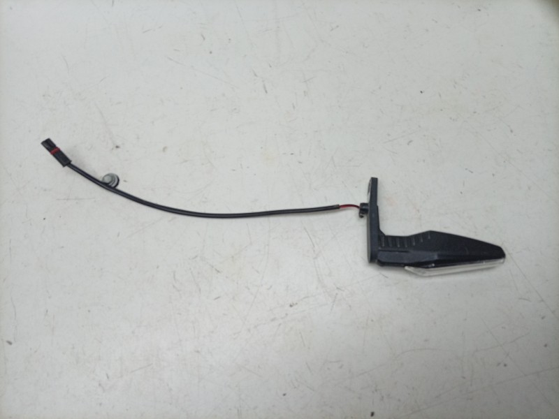 Recambio de piloto trasero izquierdo para bmw f 750 gs referencia OEM IAM 63138534352 63138534352 
