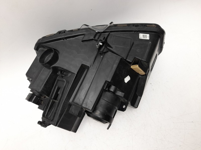 Recambio de faro derecho para citroën c3 aircross ii van (2c_, 2r_) puretech 82 referencia OEM IAM  YQ00721080 