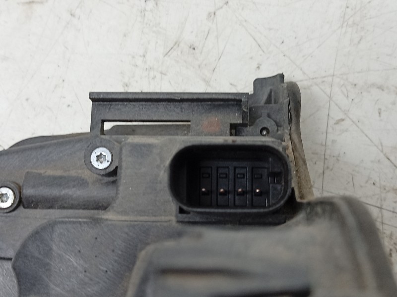 Recambio de cerradura puerta trasera derecha para bmw x1 (f48) sdrive 18 d referencia OEM IAM  51227281940 EZCBM091/1602616/2162