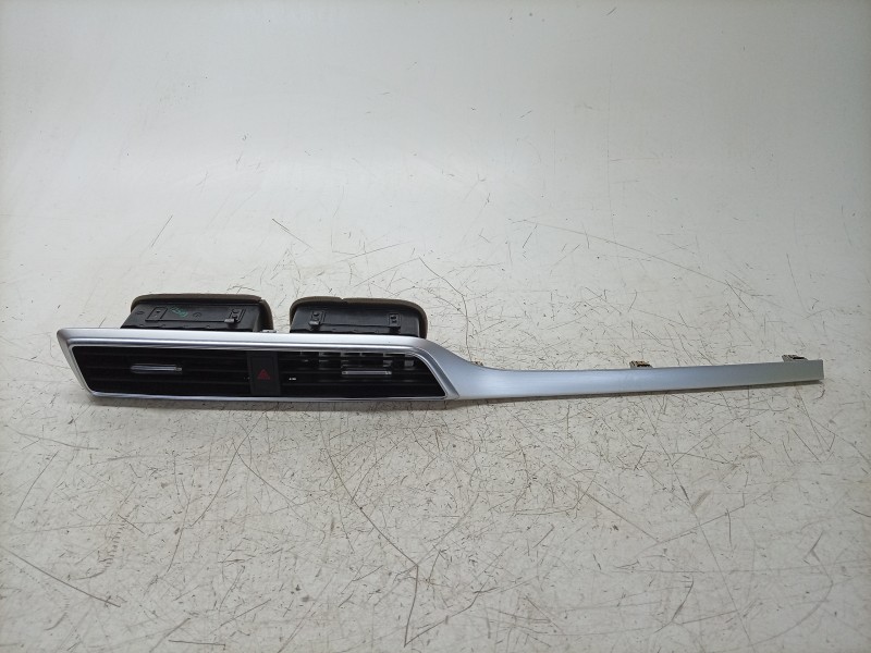 Recambio de aireador central para mg zs suv (azs1) 1.5 vti referencia OEM IAM  10261261 