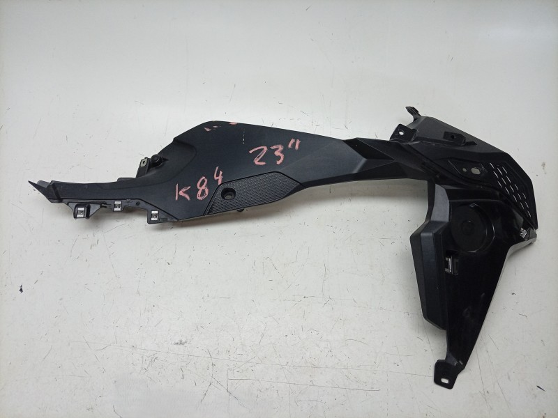 Recambio de moldura para bmw f (801cc - ) f 900 r (4r90) referencia OEM IAM  46638403854 