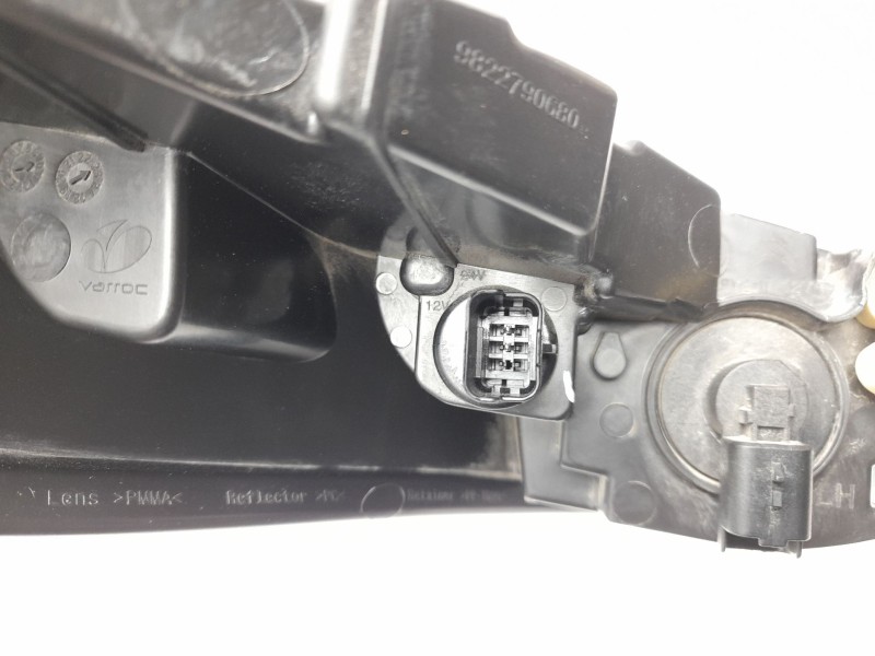 Recambio de piloto delantero izquierdo para citroën c3 aircross ii van (2c_, 2r_) puretech 82 referencia OEM IAM   