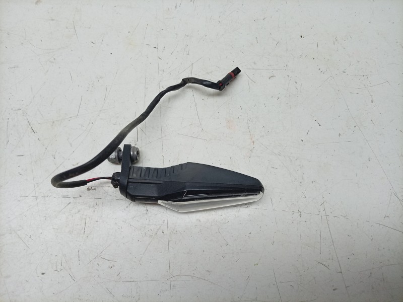 Recambio de piloto delantero derecho para bmw f (801cc - ) f 900 r (4r90) referencia OEM IAM  8557188 