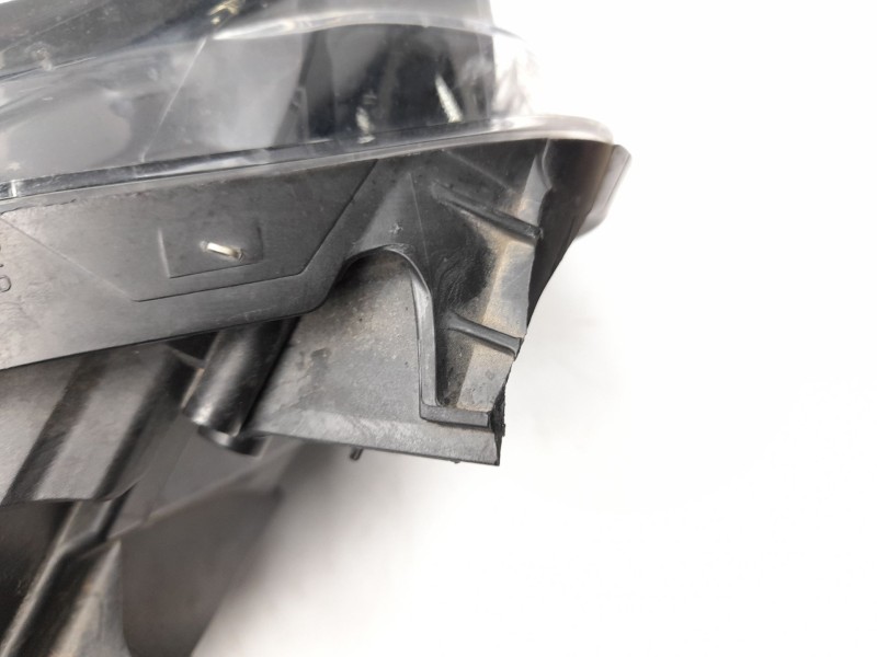 Recambio de faro izquierdo para renault captur i (j5_, h5_) 0.9 tce 90 referencia OEM IAM   