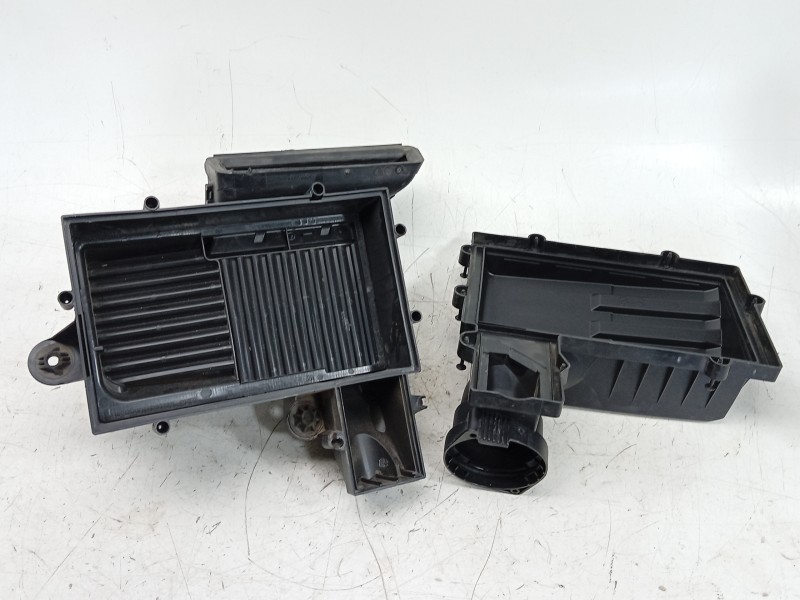 Recambio de caja filtro aire para volkswagen passat b8 (3g2, cb2) 2.0 tdi referencia OEM IAM  5Q0129607AA 