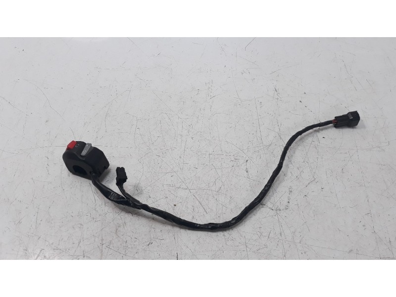 Recambio de piña luces derecha para kawasaki zzr 1400 referencia OEM IAM 460910081  