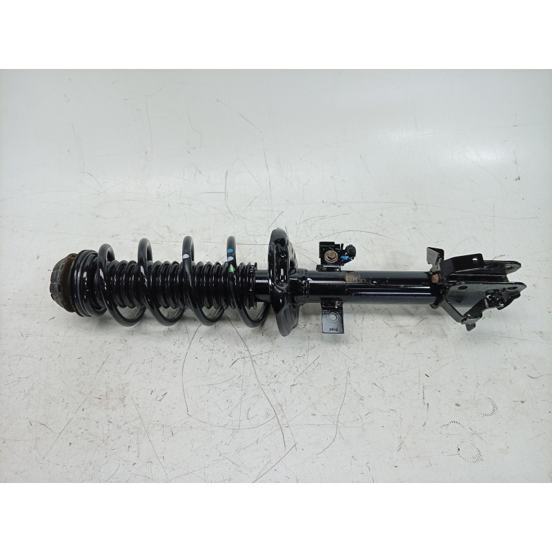Recambio de amortiguador trasero izquierdo para dacia duster iii eco-g 100 essential referencia OEM IAM  562103986R 